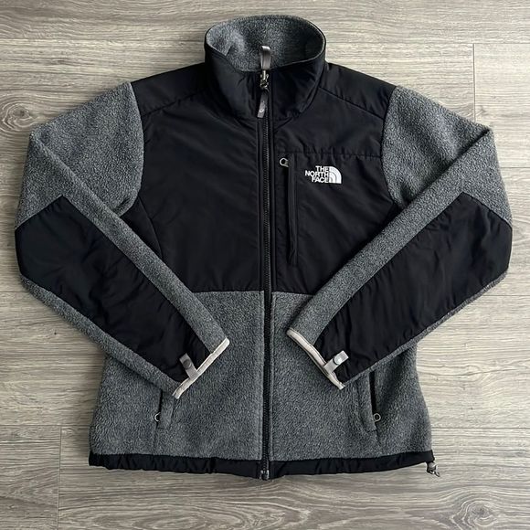 The North Face Jackets & Blazers - The North Face Denali Jacket Full Zip Fleece Polartec Gray & Black Women's Small